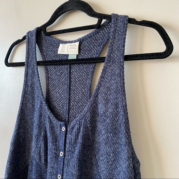 Anthropologie Tank Top (Large) - Picture 5 of 11